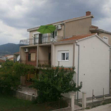 Apartmani Ljubica Kastela Luaran gambar
