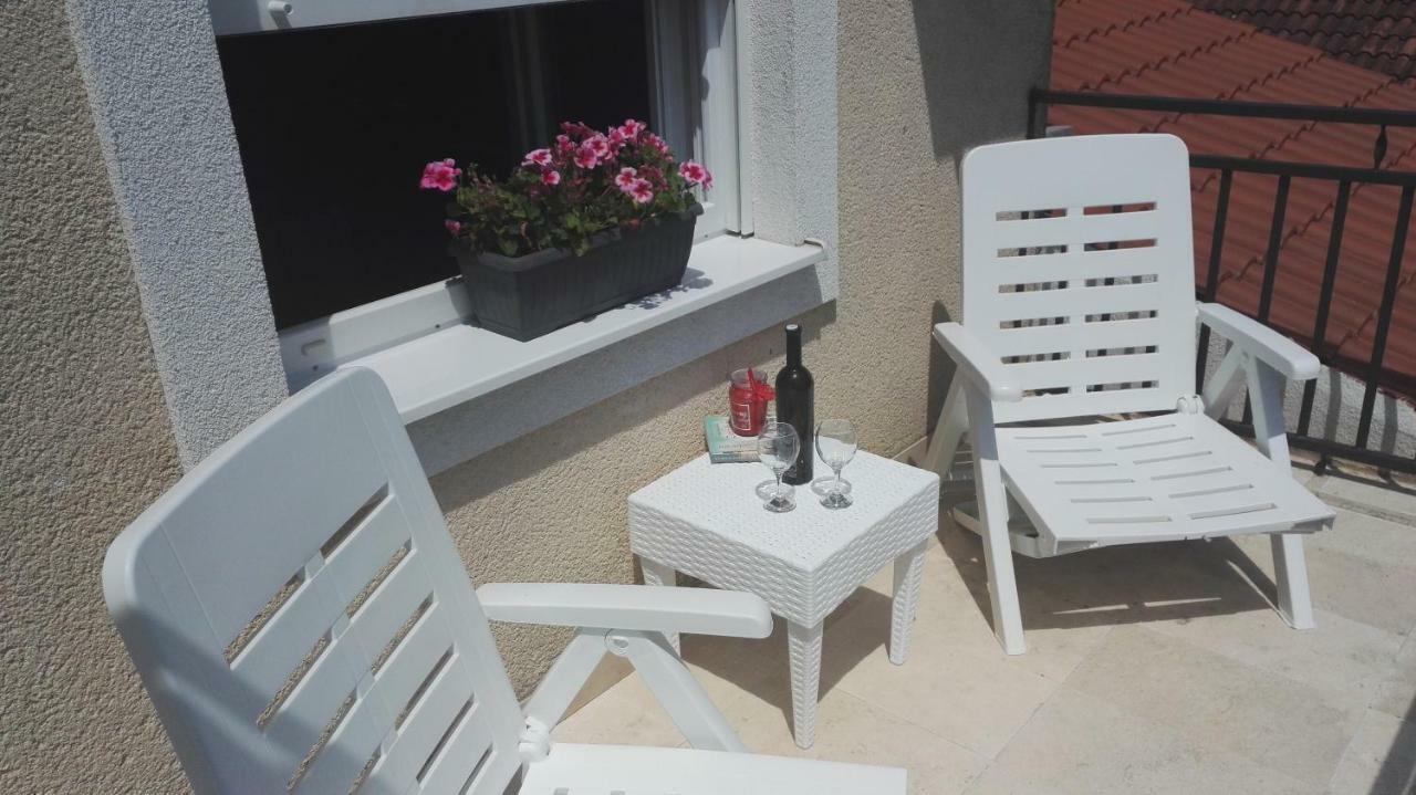 Apartmani Ljubica Kastela Luaran gambar