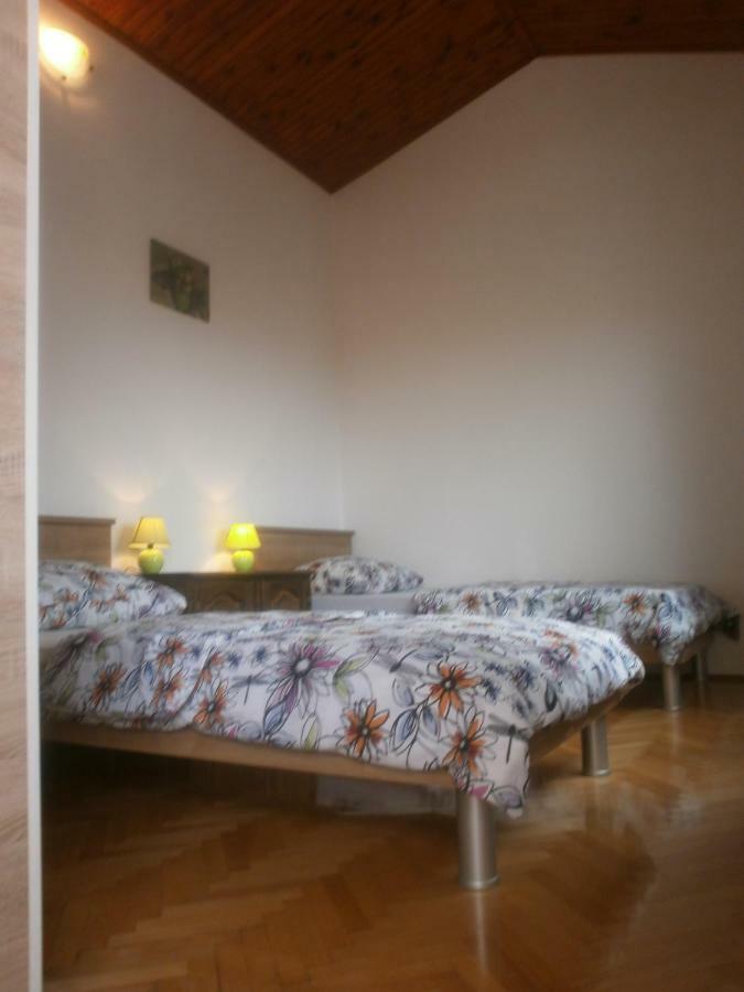 Apartmani Ljubica Kastela Luaran gambar