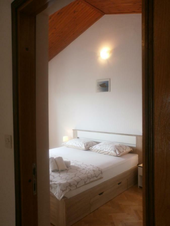 Apartmani Ljubica Kastela Luaran gambar