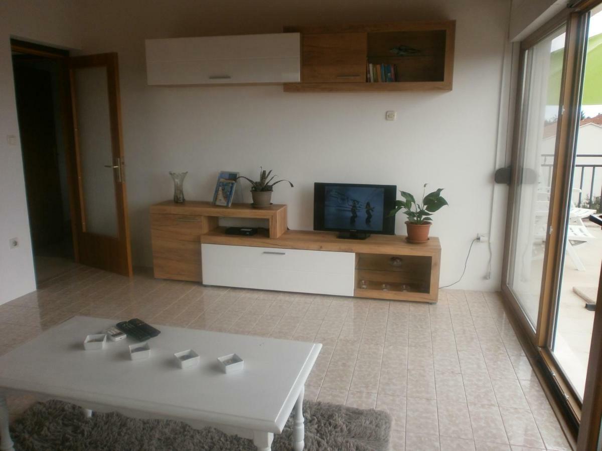 Apartmani Ljubica Kastela Luaran gambar